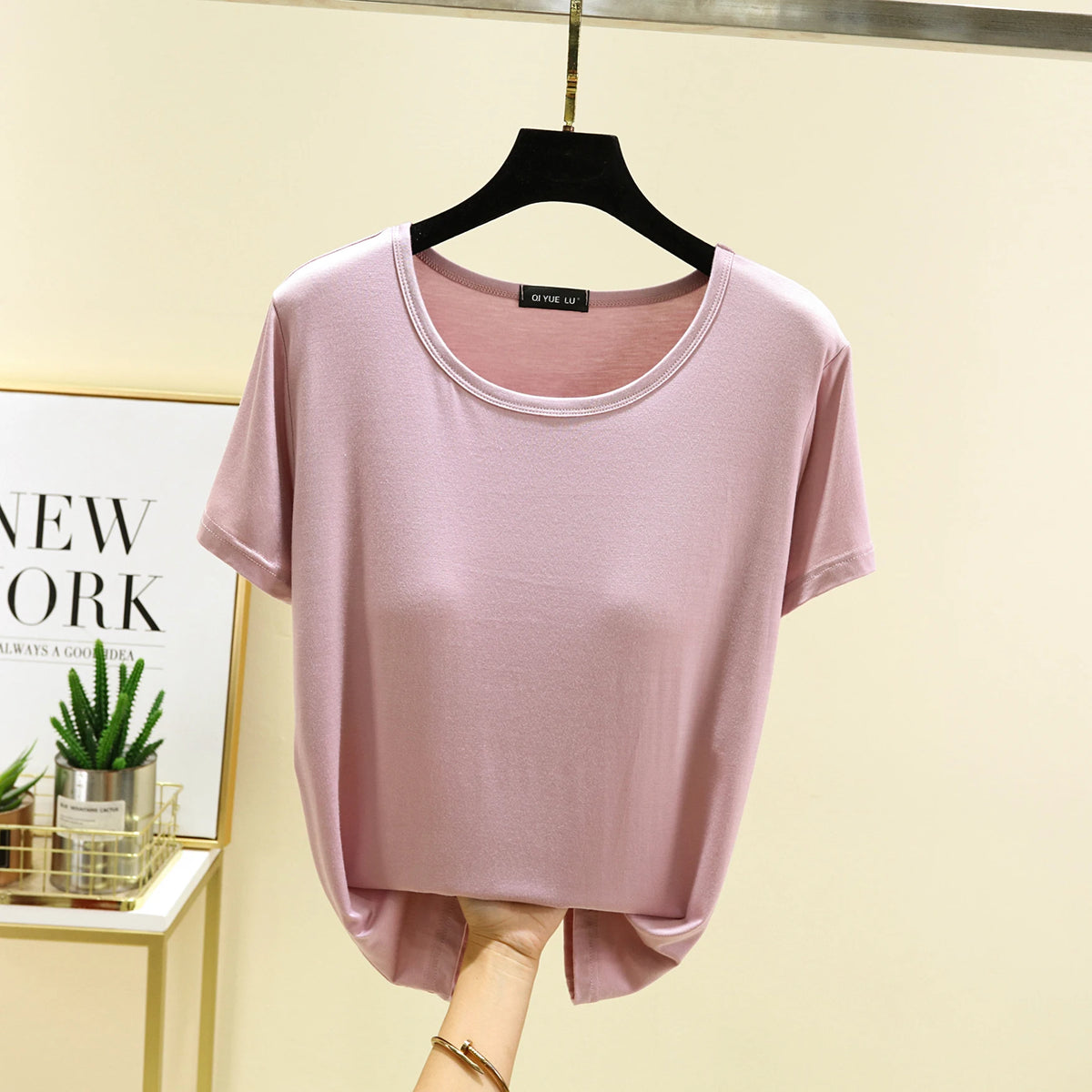 Loose Modal T-irt Women's Spring Summer round Ne ort Sve Built-in Bra Pad Top Size Large Casual Sle Base irt
